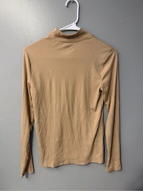 No Boundaries Ribbed Mock Neck Long Sleeve Top - Tan